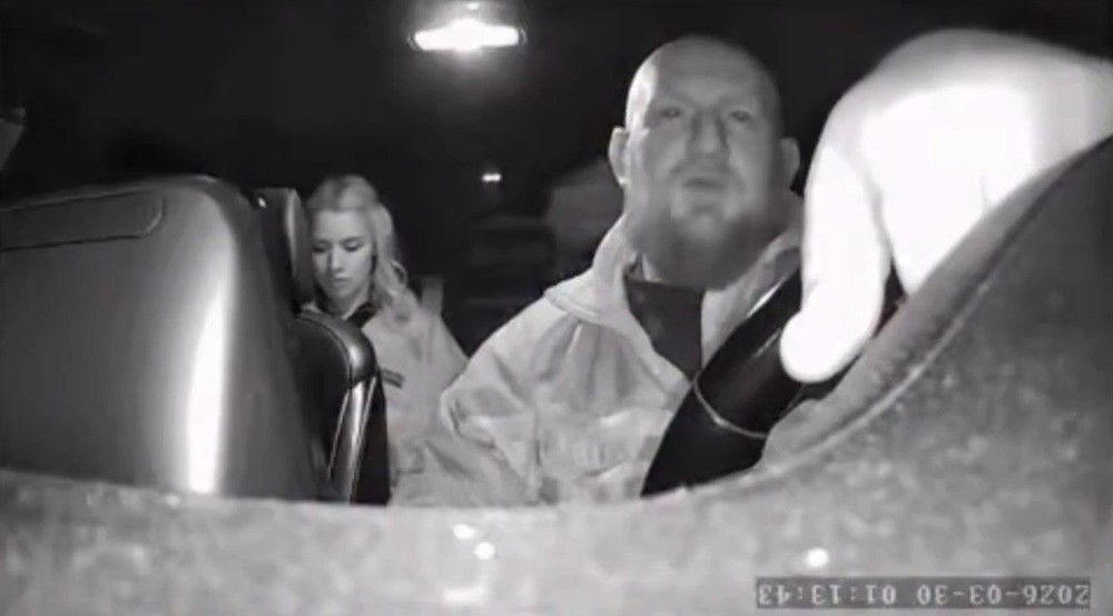 Как избежать навязчивых знакомств в такси