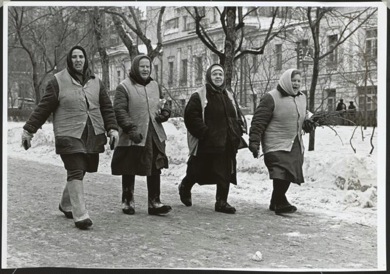 Дворники. Автор: Виктор Ахломов.