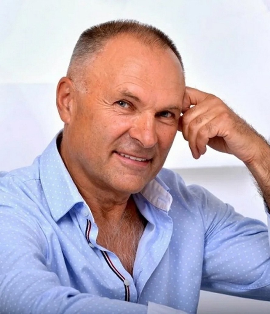 Владимир Литвинов