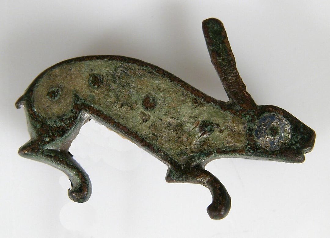2. Брошь в форме кролика. Римская империя, 100-300 гг. н.э.
