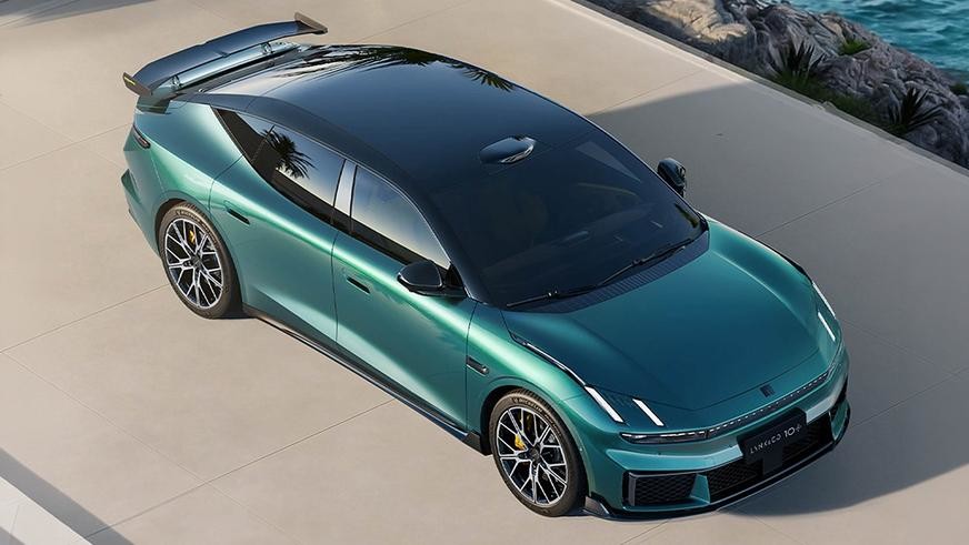 Geely стал мировым лидером по скорости заряда электромобиля