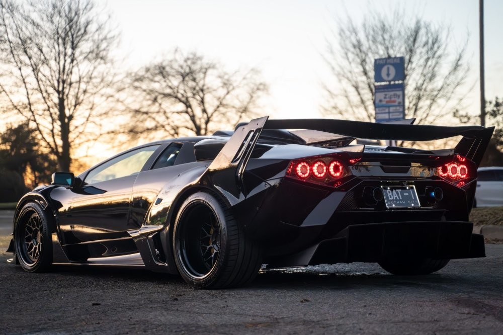 За старый Lamborghini заплатили почти как за новый