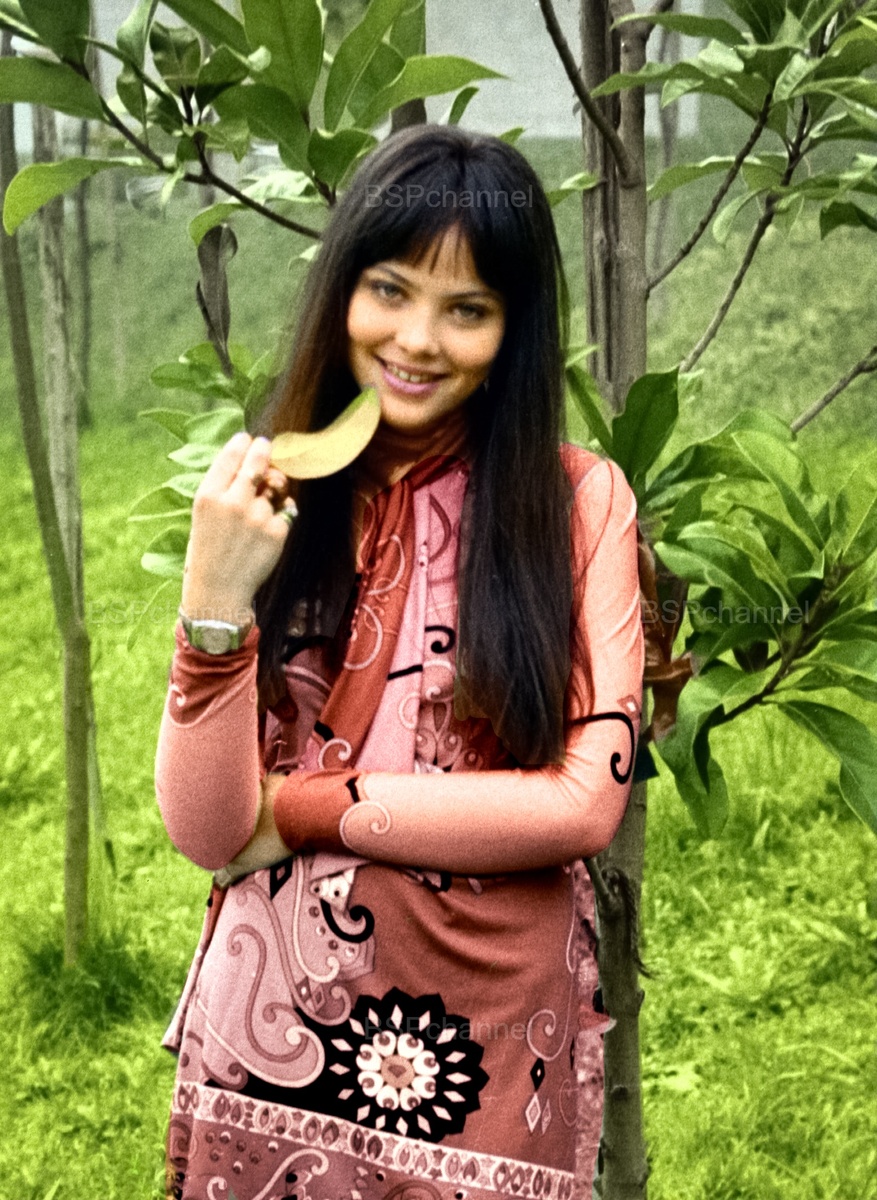 Интересная фотоподборка известных личностей СССР и мира в детстве и юности