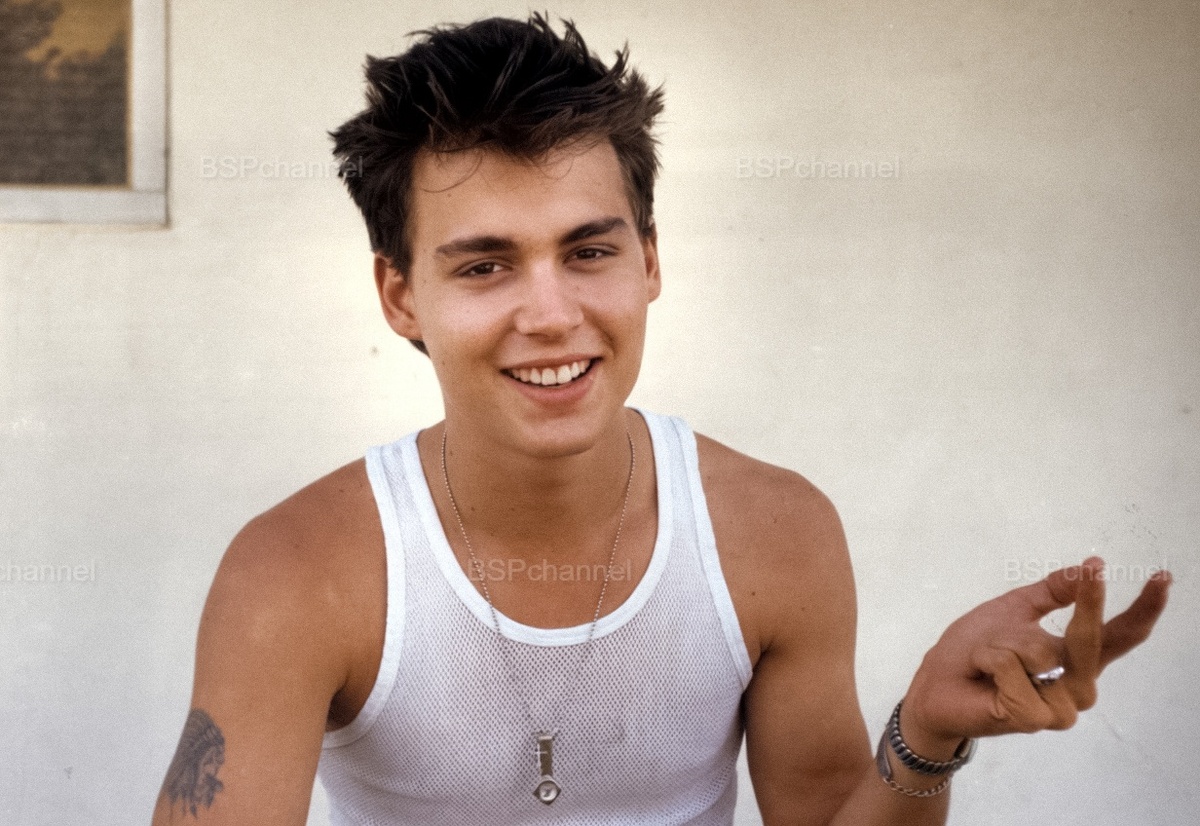 Интересная фотоподборка известных личностей СССР и мира в детстве и юности