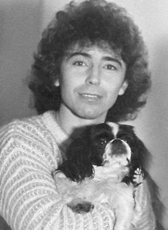 Валера тоже выглядел когда-то нормально.