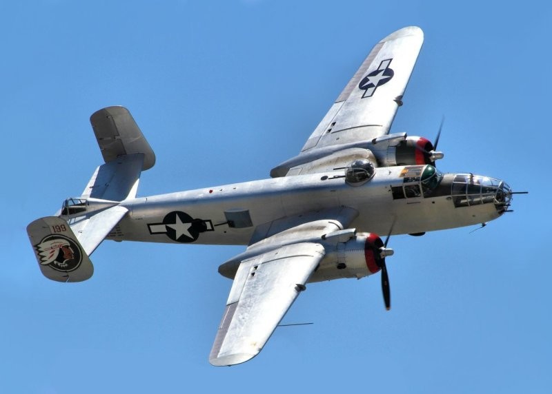Не пойму что на фото

B-25 Mitchell