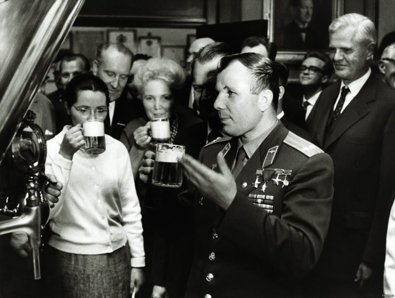 На заводе Туборг, Дания, 60-е