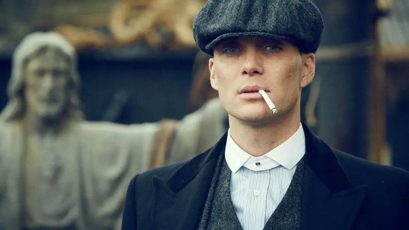 Киллиан Мёрфи выкурил около 18 000 фальшивых сигарет во время съёмок «Острых ...
