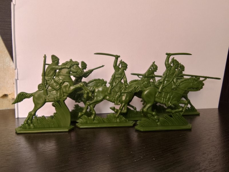 Солдатики, 2-я Конная армия. Вечером чисто мужской сбор у Серёги.