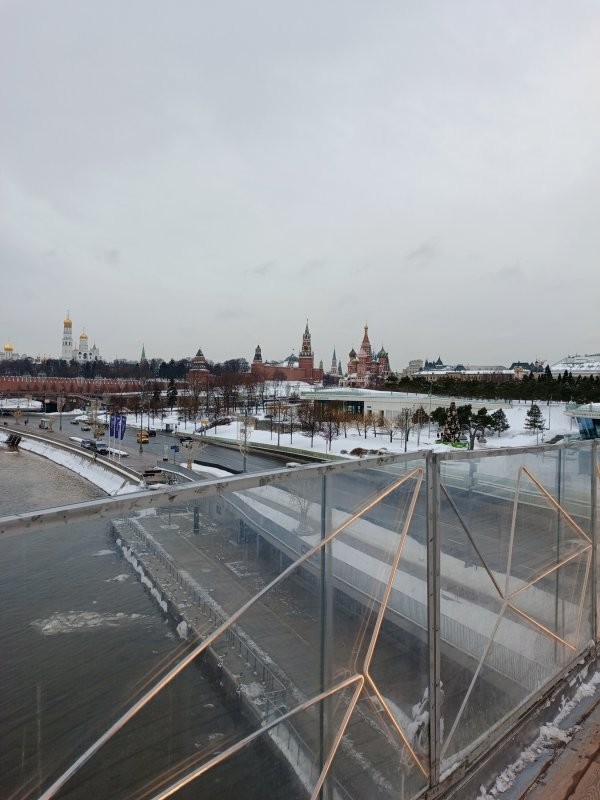 Ну и Москва река