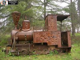 Ново-афонский монастырь и паровоз для леса,понятно.Вот кстати какой он в 2006 году был