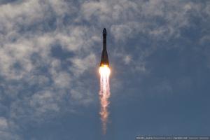 В России конечно только так и цены за ним