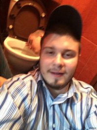 Забыли упомянуть про туалетные Селфи !