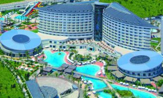 Руководство клуба, побоялось пускать "Петухов Гамбургских" в этот "Курятник".