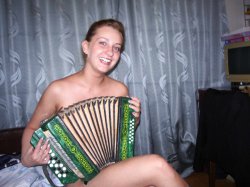 Баян и гармошка