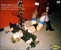 не только чашка чая, но можно еще бокалы вина или пива, фрукты...