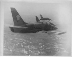 Умань... Вячеслав Степанов в задней кабине ведущего самолёта...