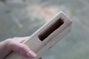 Нам в школе в своё время за такое выше тройки не поставили бы. А теперь в сеть выкладывают.