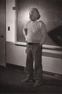 Альберт Эйнштейн (Albert Einstein)