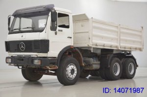 Авария дня 1812. Камаз протаранил легковой автомобиль