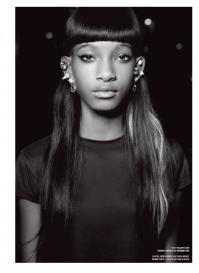 Это только потому, что на него похож не сын, которого тут запостили, а дочь - вот она: