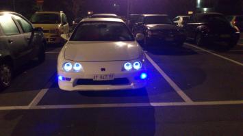 моя девочка))тигRа легендарный  атмо 1.8 190 конячек,всё с ней ровно!)