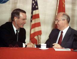 Горбаты и дубье, Порошен и тоже дубье, только салёное дубье, как сало.