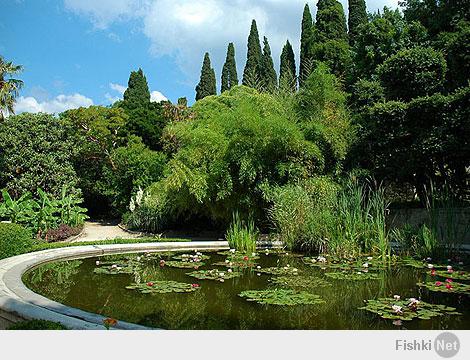 Это не весь мир,а только малая его часть,но места не менее красивые - и это всего-лишь Крым