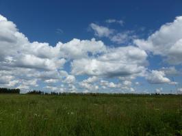 красиво...а я люблю облака