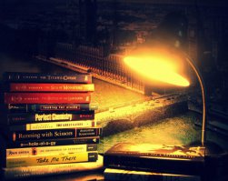 Она и пачка печенья