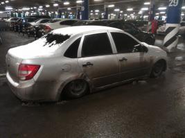 Да чего представлять?))) Я этого дебила сам фоткал)))