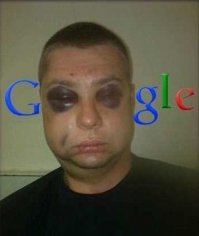 Моргнул чихая