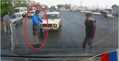 Вот откуда так быстро появляются эти спецы по авариям?
Да еще и такие модные)