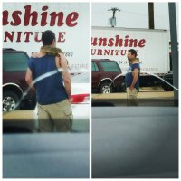 Беар Гриллс себе так на ужин еду нес в одном из выпусков.