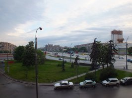 Примерно так я ычера и видел этот мир, размыто, под углом и очень глючно.