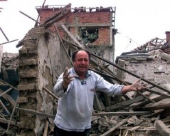 Вот душещипательные фото,бомбардировки Белграда в марте 1999 года.Какое после этого может быть сочувствие к солдатам под звёздно-полосатыми флагами?