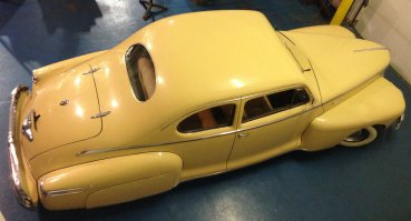 Очень красивый Lincoln Club Coupe 1947 года с двигателем V12