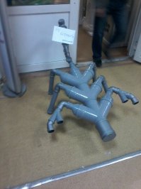 Когда продавцу заняться нечем)))