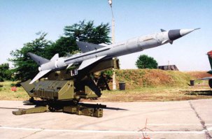 Точнее пока наши не довели до ума. ЗРК С-75.