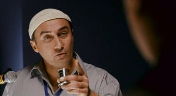 Много еще неизвестных тварей есть на нашей планете.
К примеру:
 — семья жидкохвостных павианов
 — 2 скунсовидные коровы
 — американская бородатая выхухоль
 — бразильский двузубый чернопопик
 — подкустовый выползень
 — редкая разновидность хорька — хорёк-паникёр (больше известный как хорёк-вонючка)
 — карликовый бангладешский овцеконь
 — среднеевропейский древесный хохотун
 — ластоногая коза
 — небольшая стая клубневидных обезьян
 — рыба-маятник
 — рыба-мяч
 — североамериканский кролик-зануда
 — целый выводок африканских одноразовых бабочек
 — 1 гигантский саблезубый кузнечик
 — медведь-летун