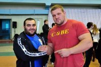 Мальчик в красном, после года у бабули.