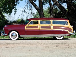 Скажу вам как родным: в раньшие времена люди больший толк знали в отделке кузовов ;) А то, шо щас хозяин клеит блестючками... Нет, этот хозяин - не голова