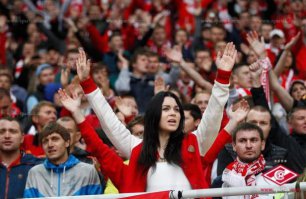 Болельщик динамо в мясном секторе? Мне это показалось?