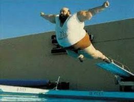 Сумасшедшие прыжки в воду на Гавайях