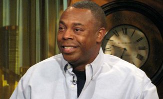 Вот Майкл Уинслоу...