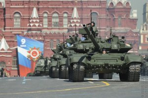 ...Эти люди не боятся проблем и трудностей, если они возникают, любители зеленого цвета настойчиво с ними сражаются...
Ну а что, всё правильно написал.