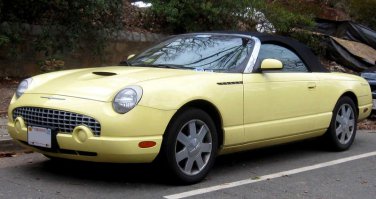 Ford Thunderbird, который, как мне кажется, очень удачно реанимировали из/в небытие. Красив, чертяка.