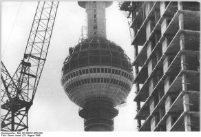 20 фото культовых достопримечательностей со всего мира в процессе их строительства