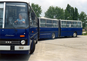 заценил длину, такого на выставке, конечно-же, не было.