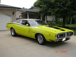 Dodge Charger 7.2 литра 1971 года выпуска